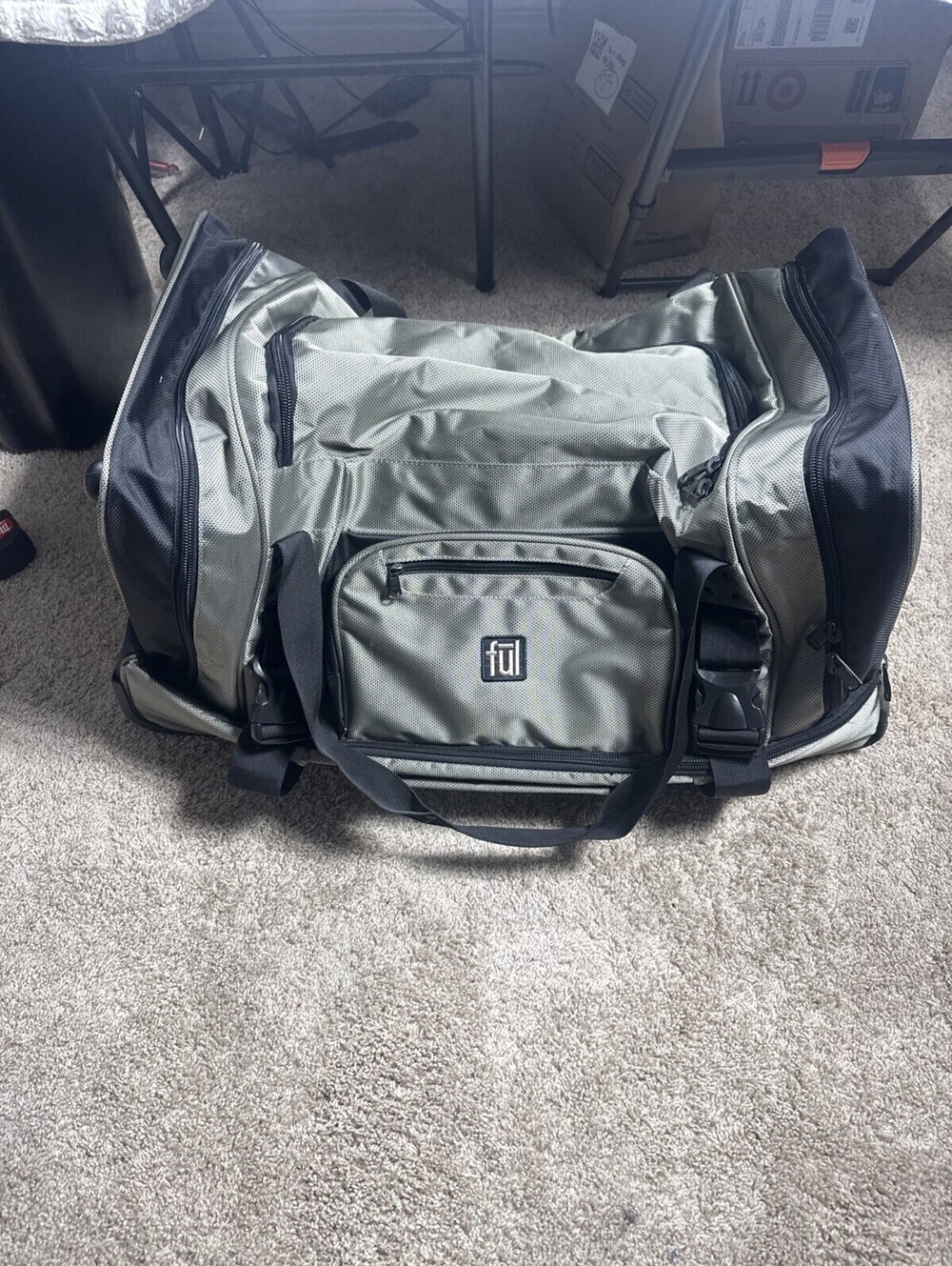 Ful Rolling Duffel Bag 30”x16”x16” Canvas Luggage Split Storage USED ONCE Nice!!